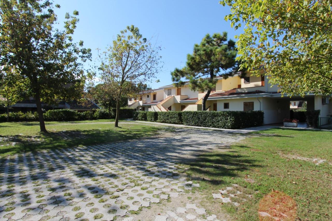 Appartamenti Loriana Bibione Luaran gambar